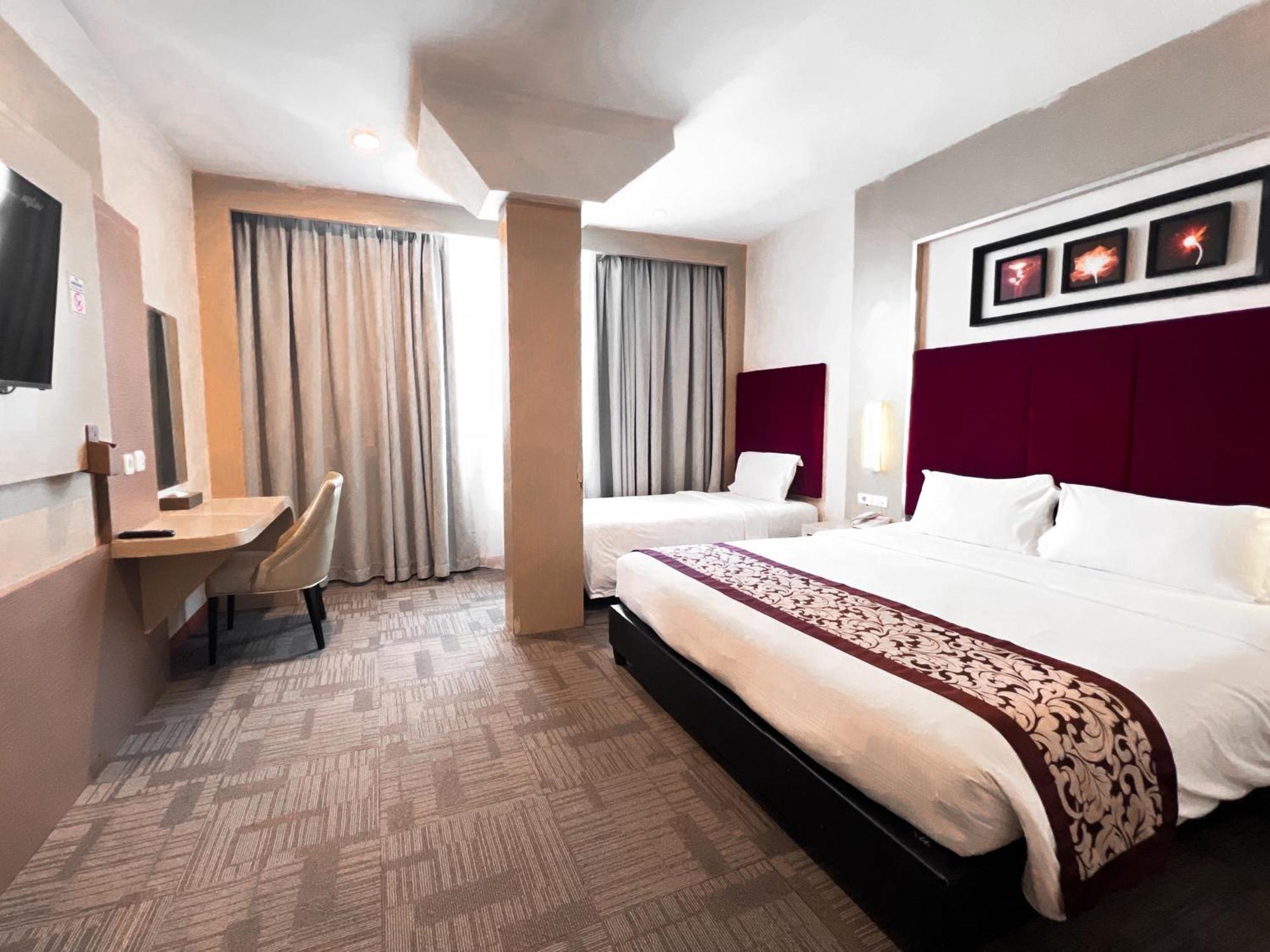 Batam City Hotel Nagoya Dış mekan fotoğraf